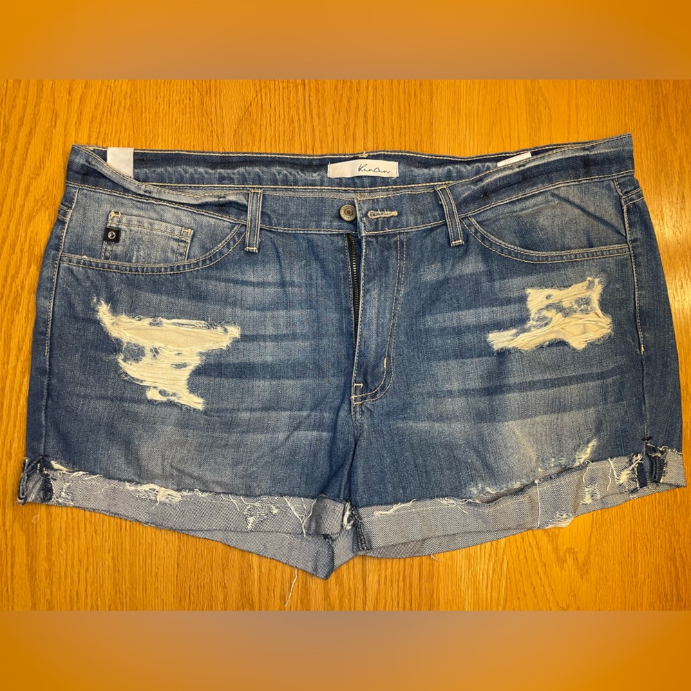 Kancan shorts. Size 32